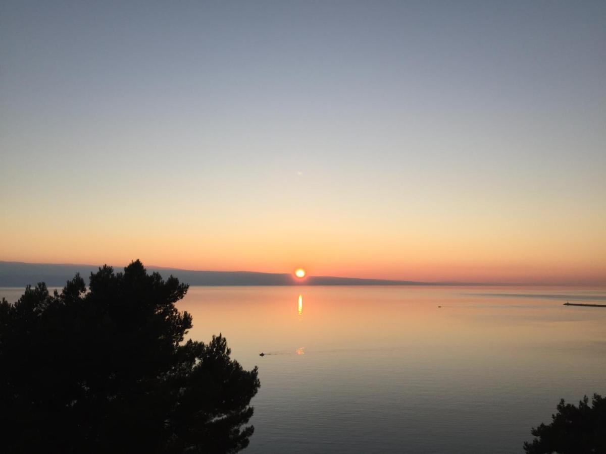Apartmani Mirta Omis A Luaran gambar