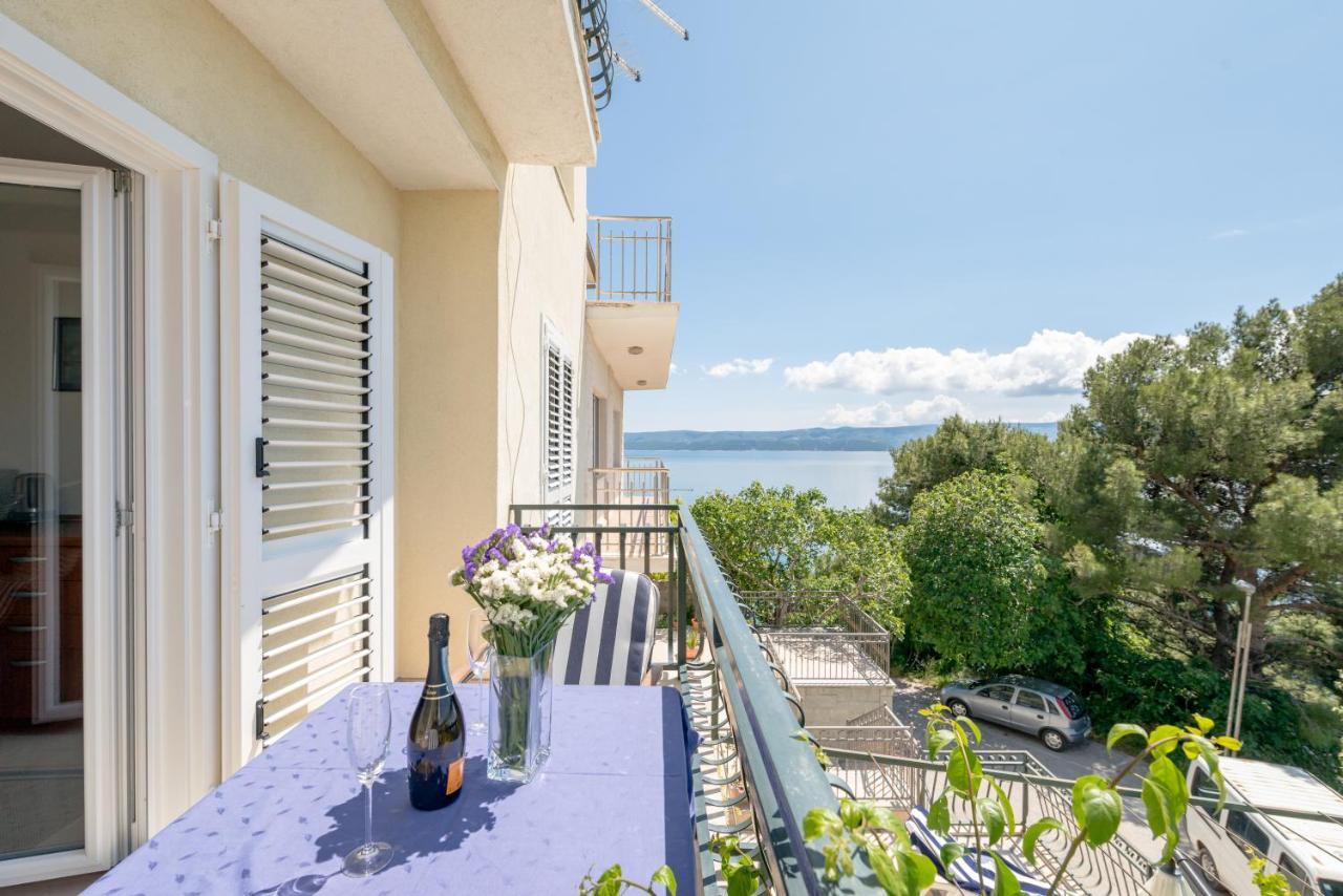 Apartmani Mirta Omis A Luaran gambar